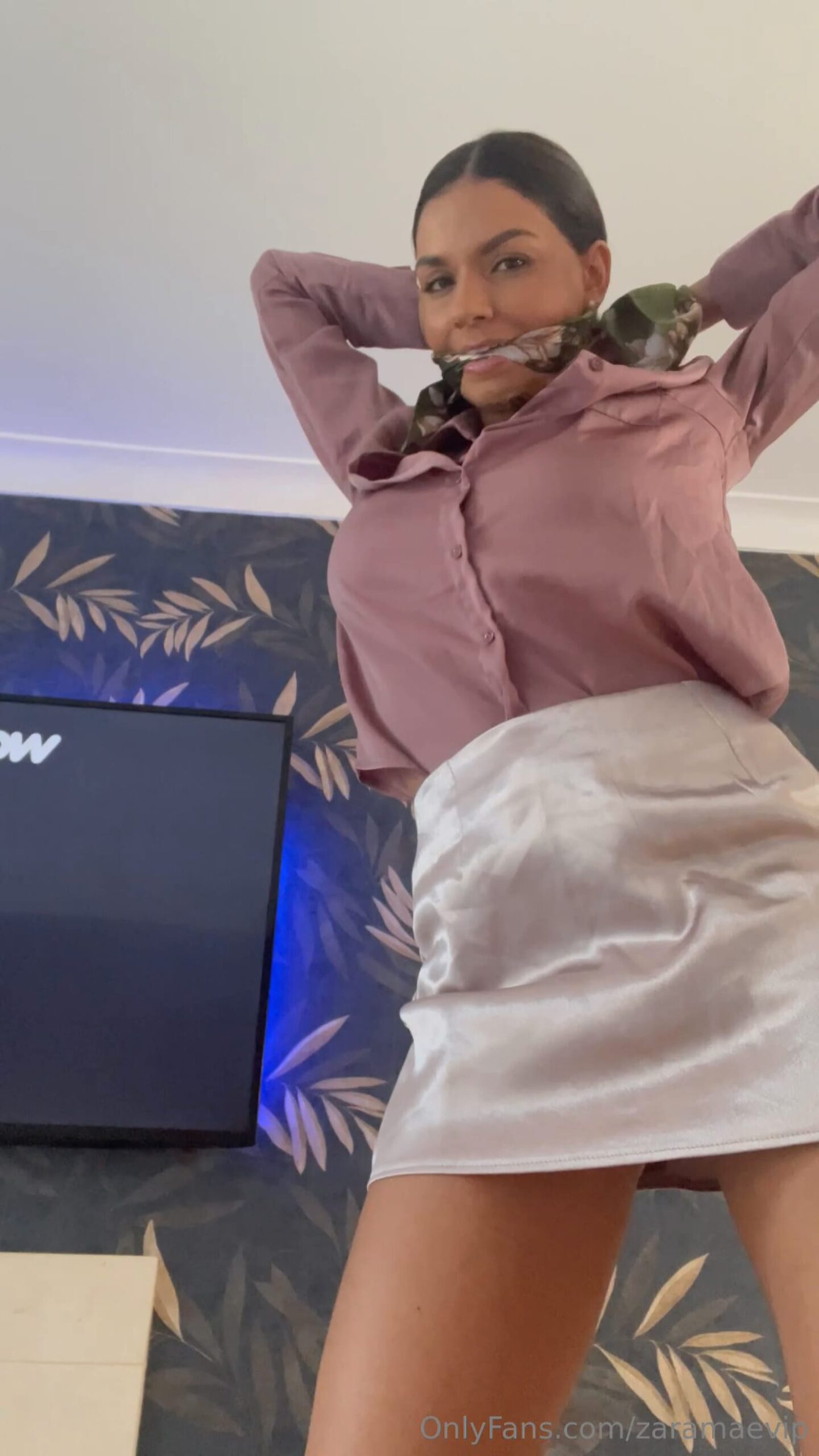 I Do Like Playing With My Silk Scarf - ZARA MAE - FULL HD/1920p/MP4